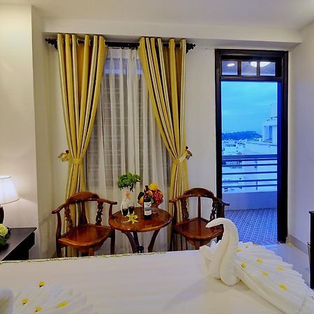 Full House Hotel Nha Trang Eksteriør billede