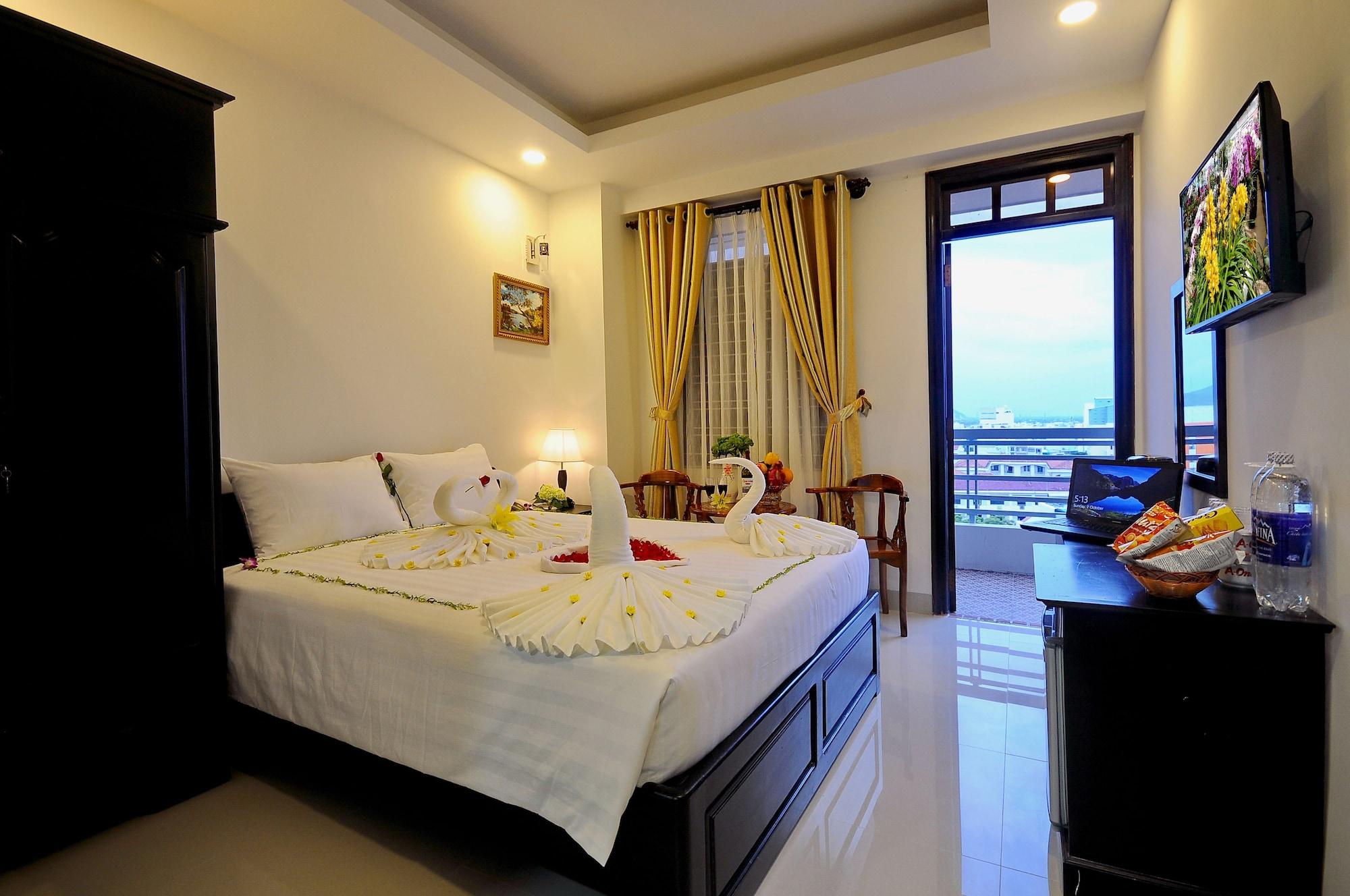 Full House Hotel Nha Trang Eksteriør billede
