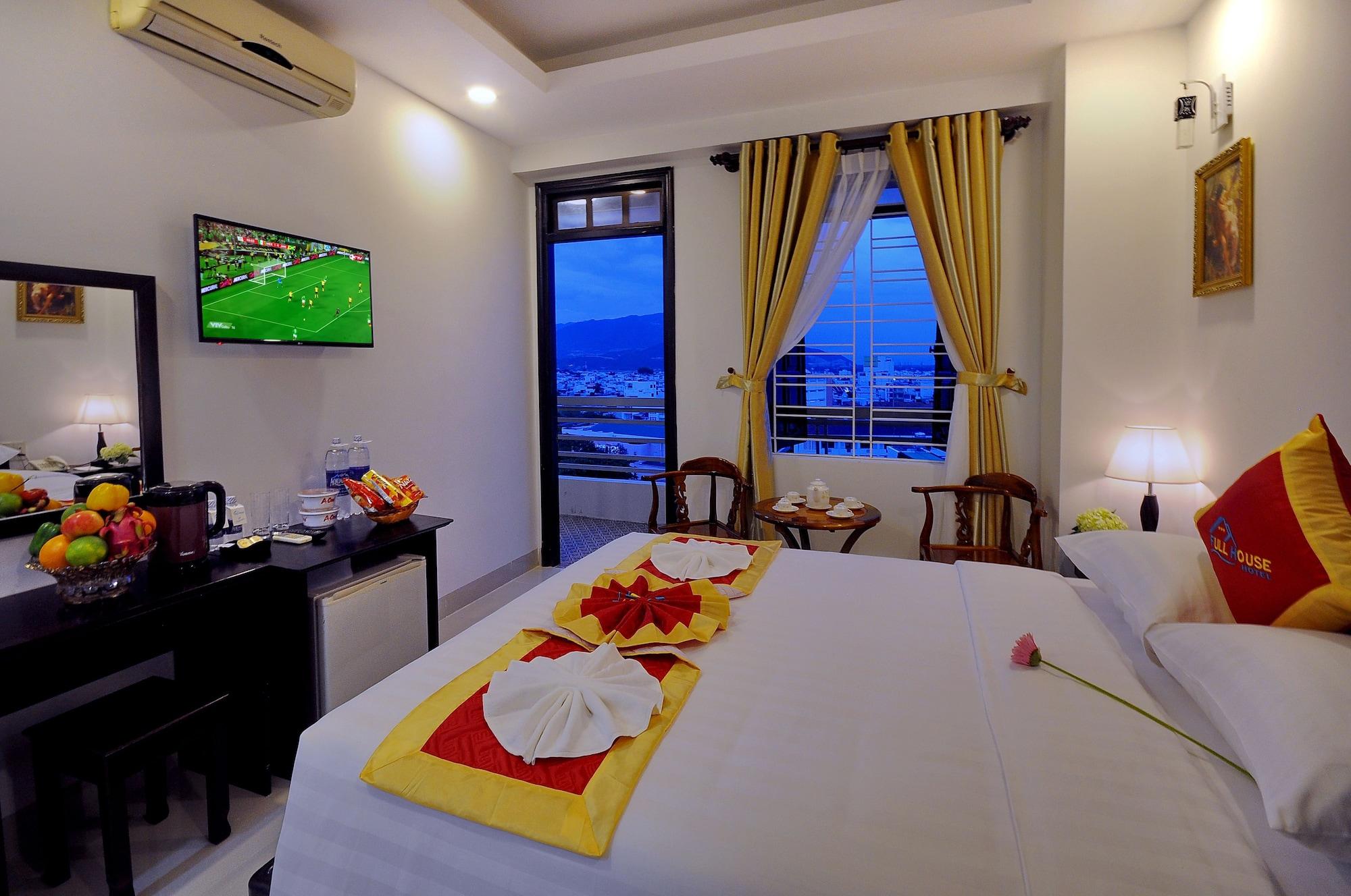 Full House Hotel Nha Trang Eksteriør billede