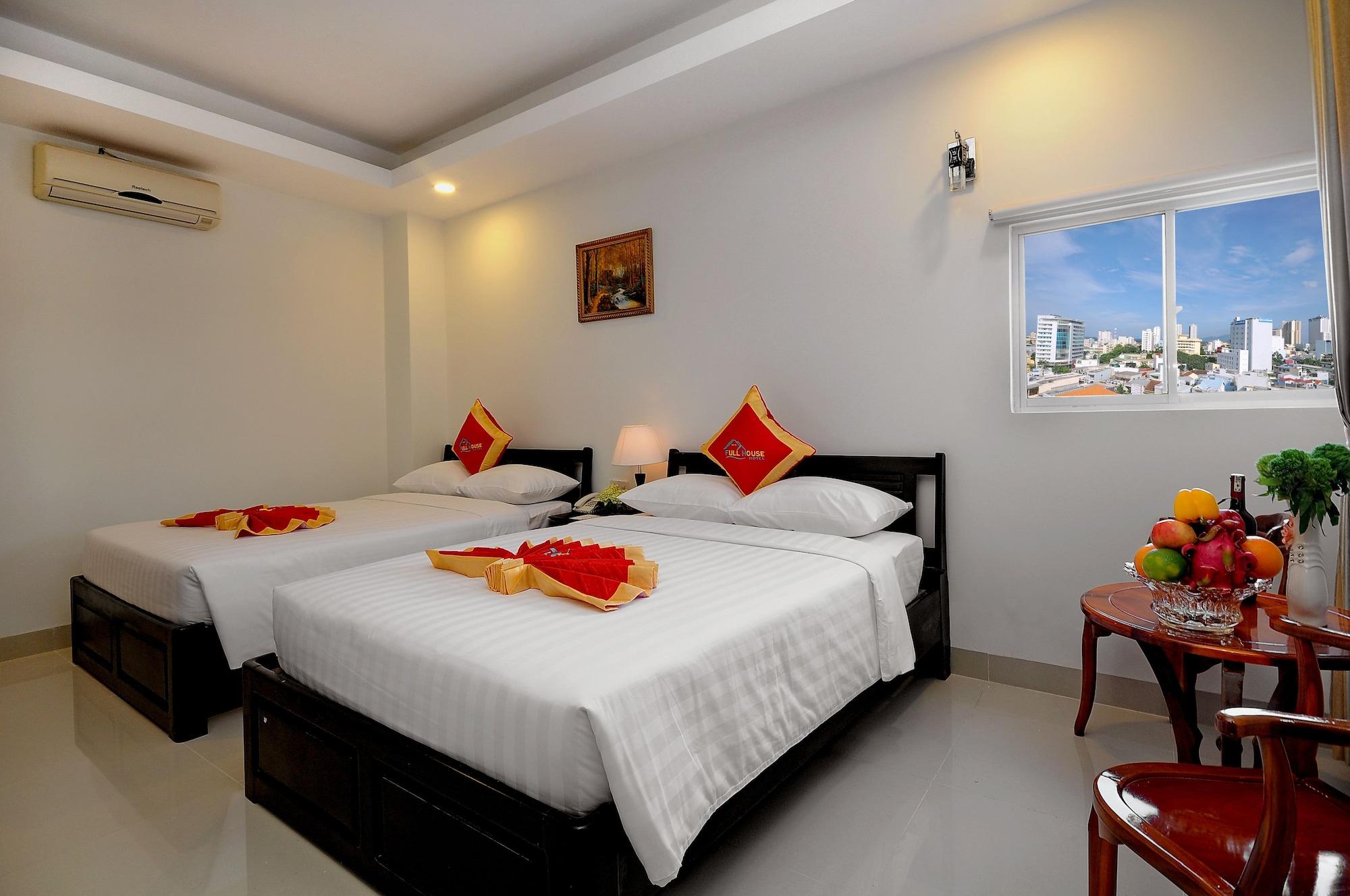Full House Hotel Nha Trang Eksteriør billede
