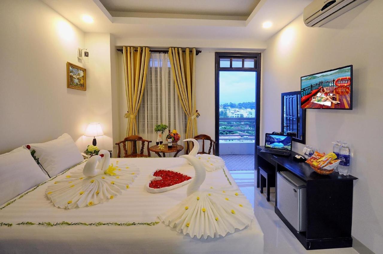 Full House Hotel Nha Trang Eksteriør billede